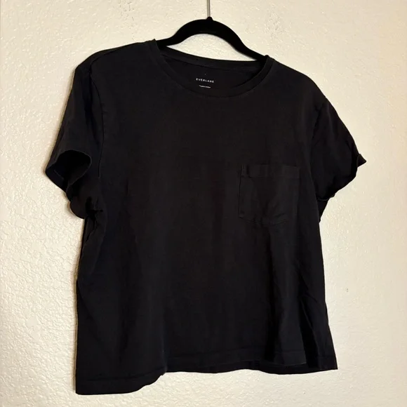 Everlane The Box-Cut Tee in Essential Cotton Black Pocket Tee Basics Large - Picture 6 of 10